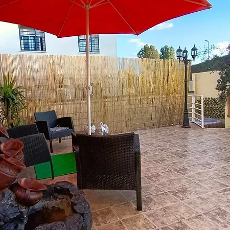 Chalet Chalet De Dos Plantas Con Jacuzzi Y Terraza